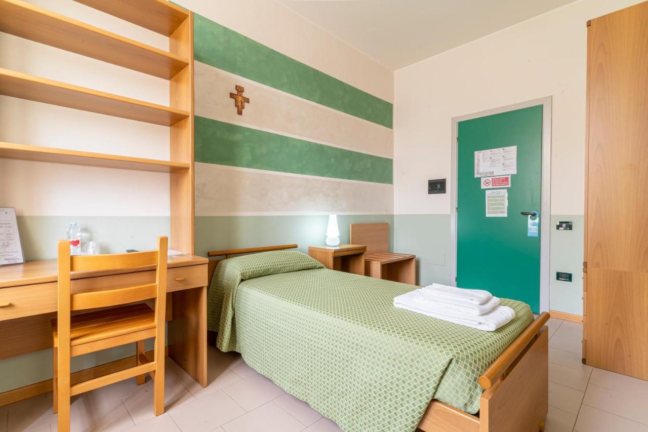 Il Seminario Hotel Alba  Buitenkant foto